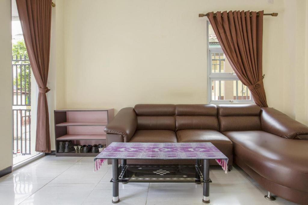 Reddoorz Syariah Near Transmart Mall Palembang Kültér fotó