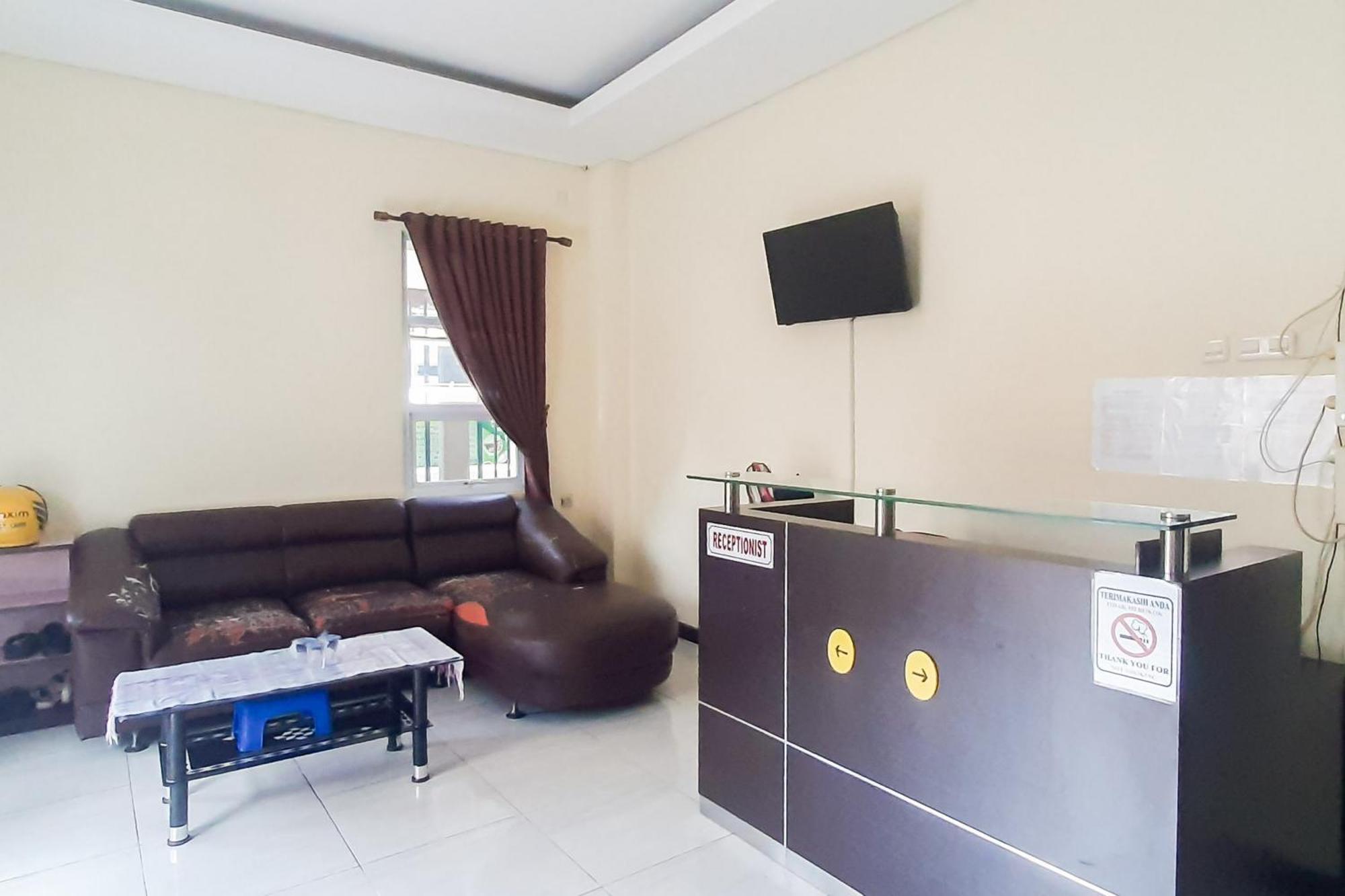 Reddoorz Syariah Near Transmart Mall Palembang Kültér fotó