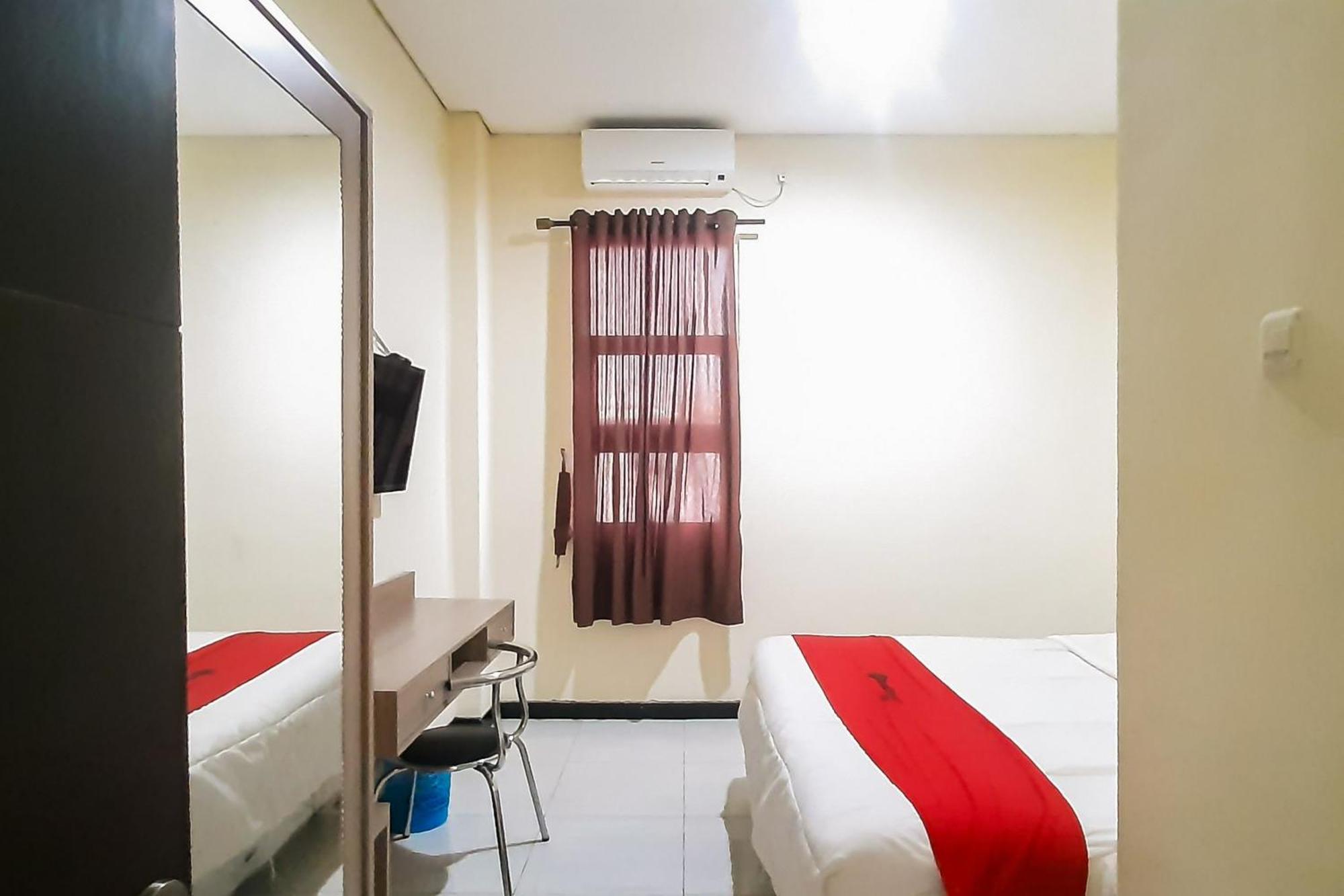 Reddoorz Syariah Near Transmart Mall Palembang Kültér fotó