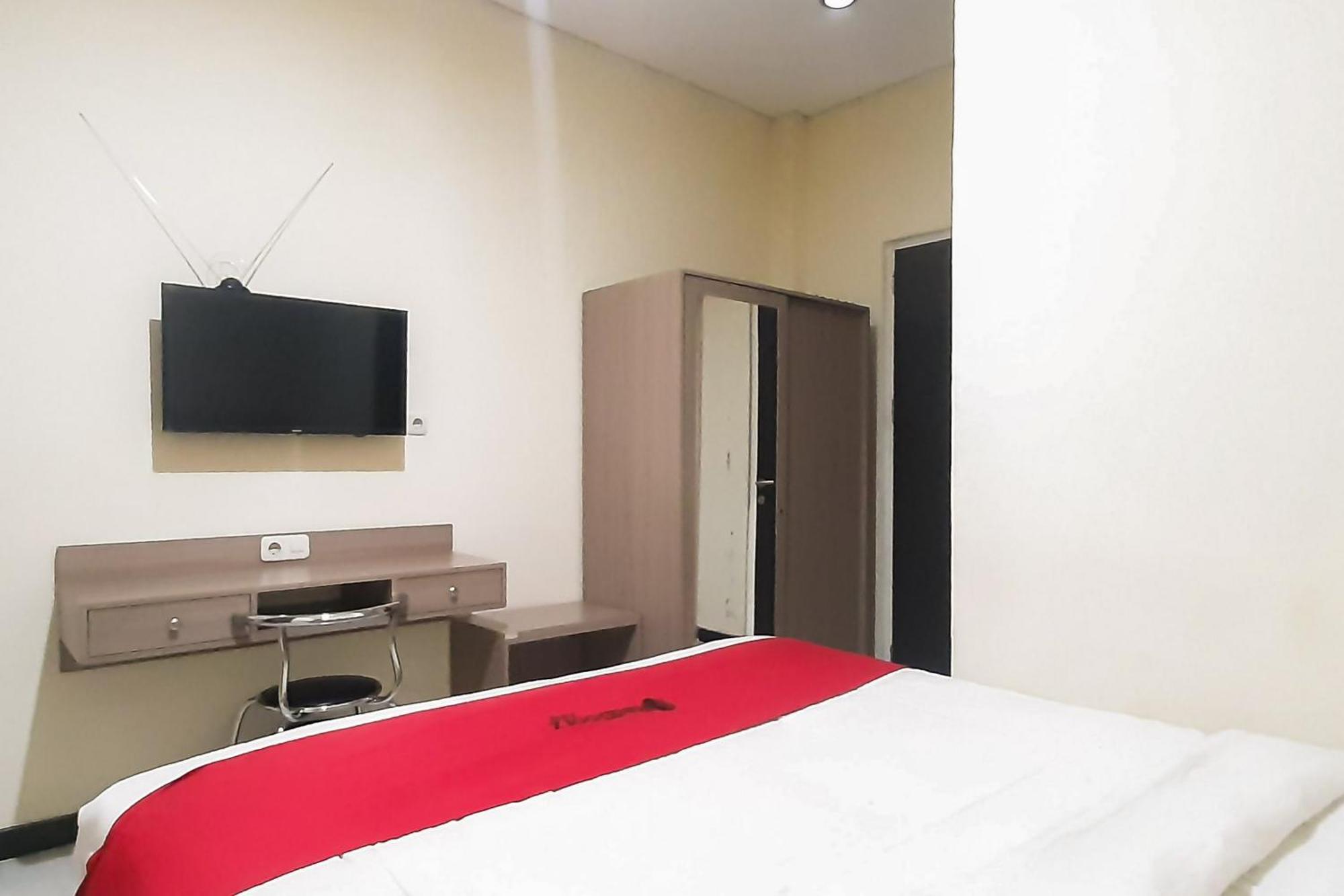 Reddoorz Syariah Near Transmart Mall Palembang Kültér fotó