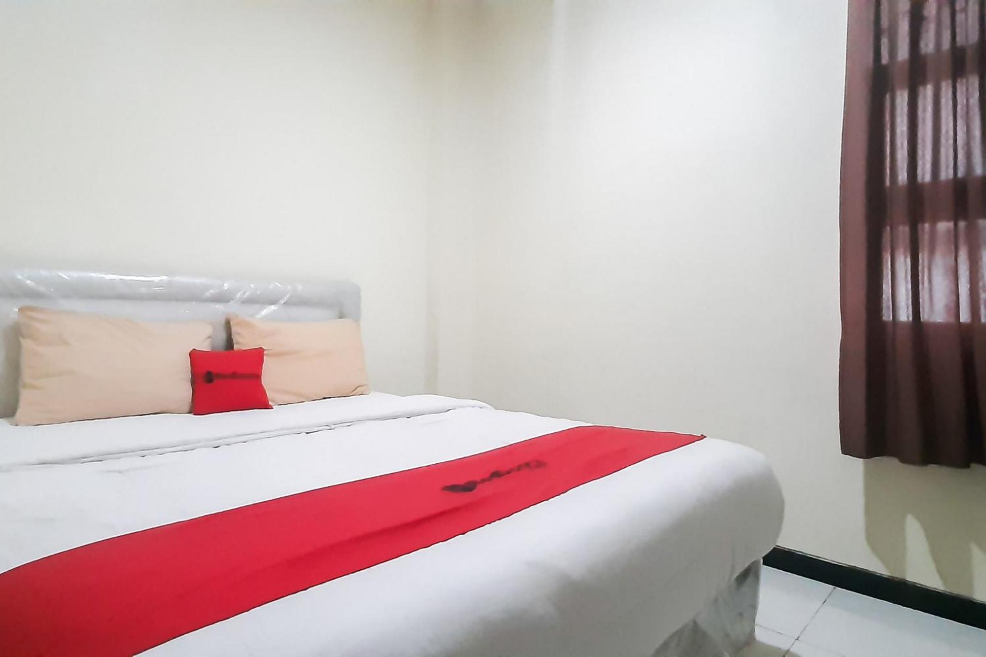 Reddoorz Syariah Near Transmart Mall Palembang Kültér fotó